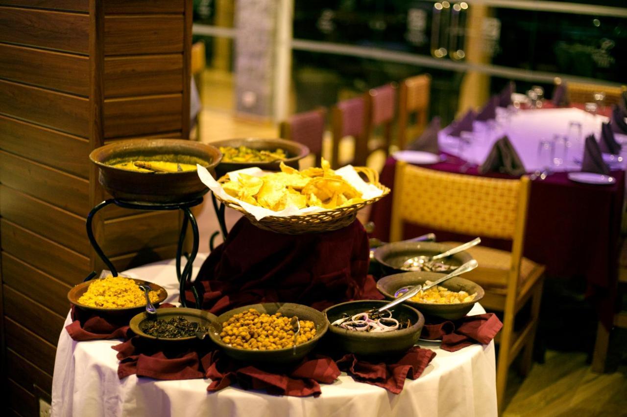 Miridiya Lake Resort Anuradhapura Zewnętrze zdjęcie