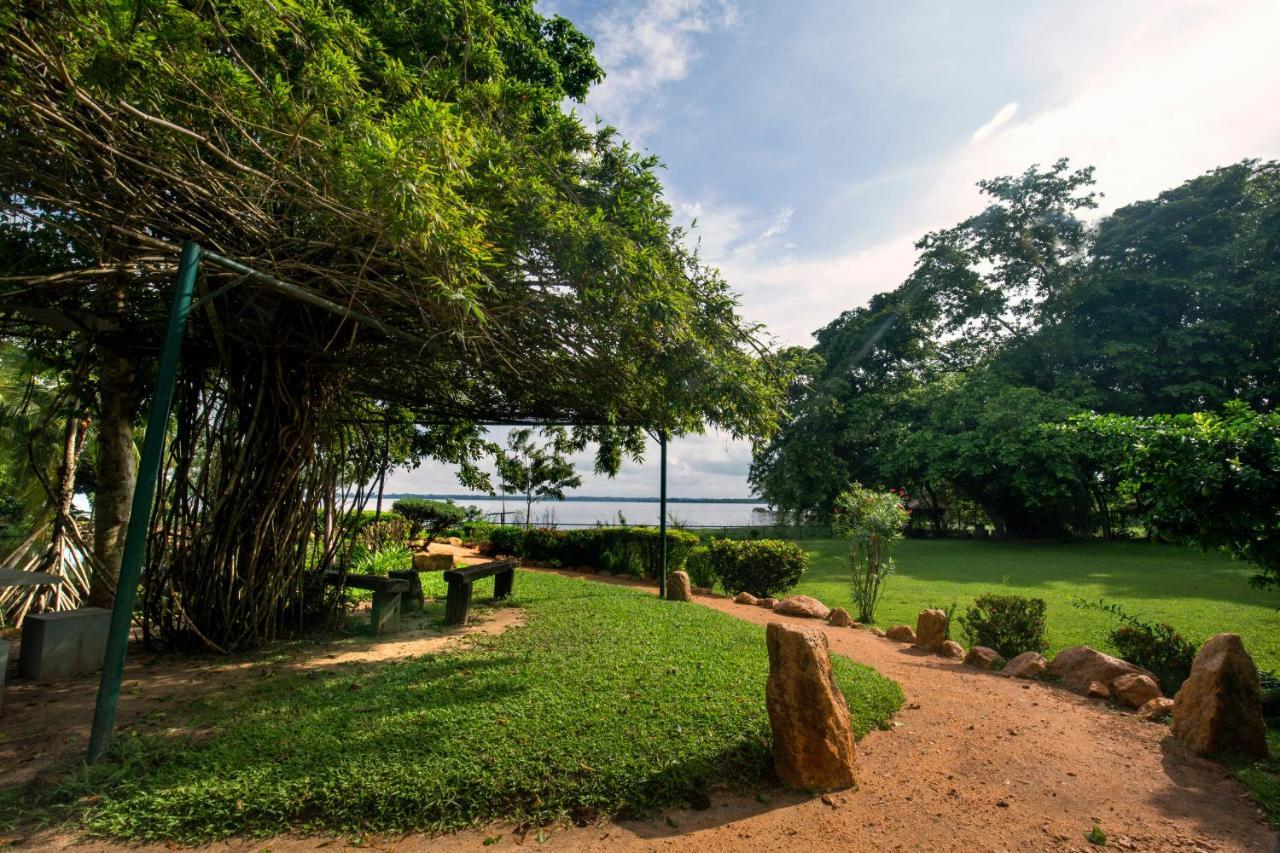 Miridiya Lake Resort Anuradhapura Zewnętrze zdjęcie
