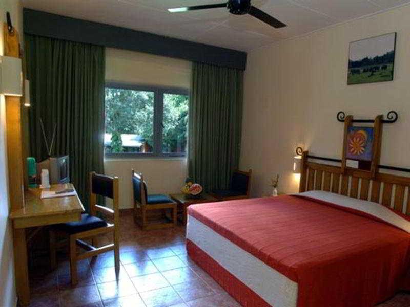 Miridiya Lake Resort Anuradhapura Zewnętrze zdjęcie